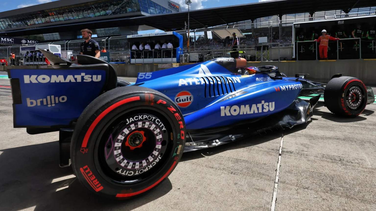 Williams collaborates with Gulf to enable F1 unique livery for 2025